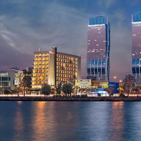 Hilton Garden Bayrakli 4*