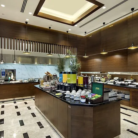 Hilton Garden Bayrakli Szálloda