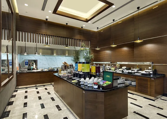 Hilton Garden Bayrakli Hotel