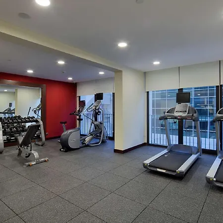 Hotell Hilton Garden Bayrakli 4*