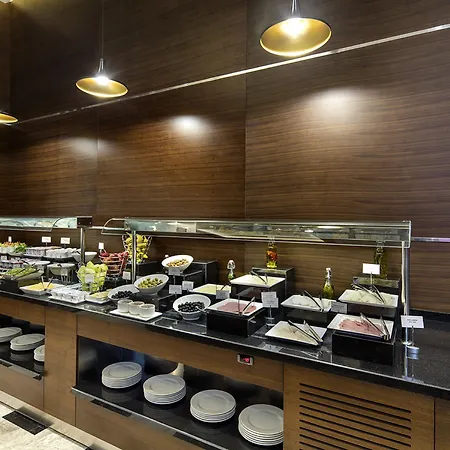 Hilton Garden Bayrakli Hotel Esmirna