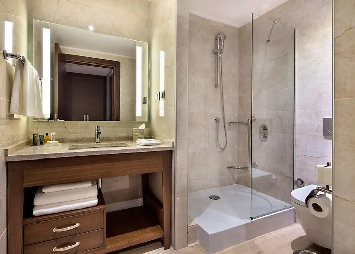 Hilton Garden Bayrakli Hotel İzmir