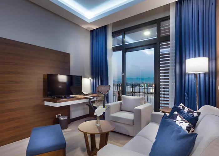Hilton Garden Bayrakli Hotel İzmir