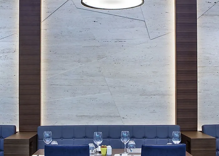 Hilton Garden Bayrakli Hotel